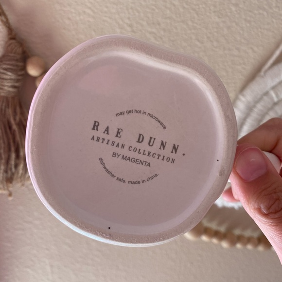 “Jet set” Rae Dunn mug - Picture 3 of 3